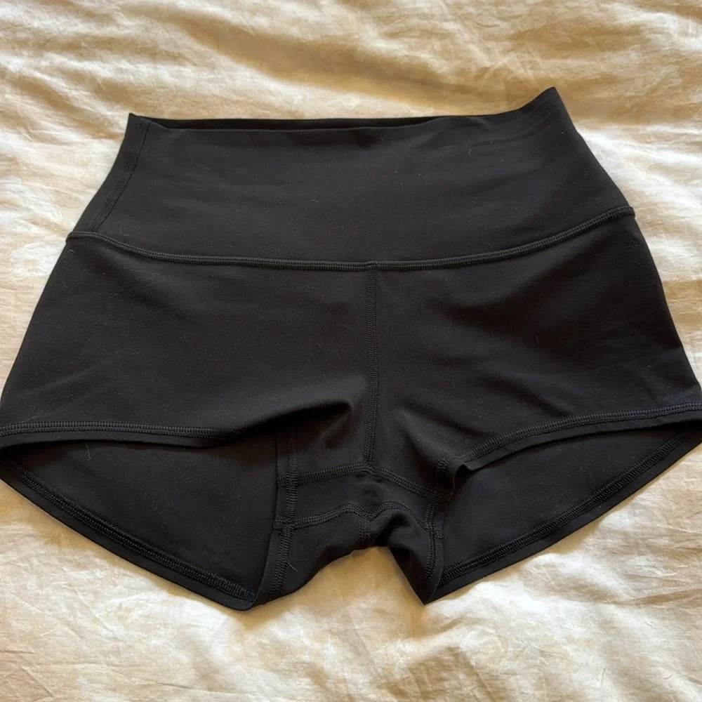 Black Lululemon Micro Shorts Align - Picture 2 of 4